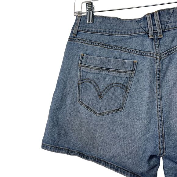 Levi's San Francisco high rise  Denim Shorts Red Tab Size 8 - Picture 11 of 16